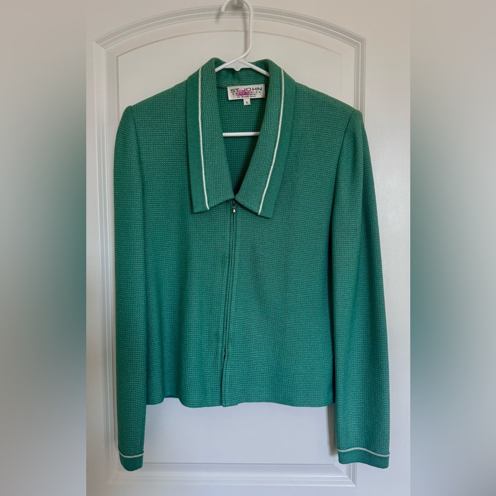 St John blazer in good condition